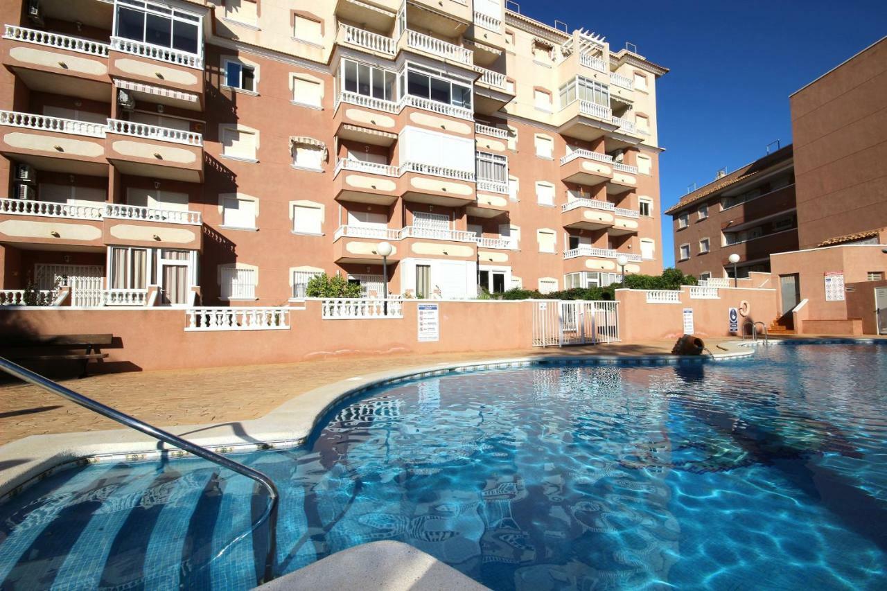 Apartment In La Mata Eneas 6 Торевьиа Экстерьер фото