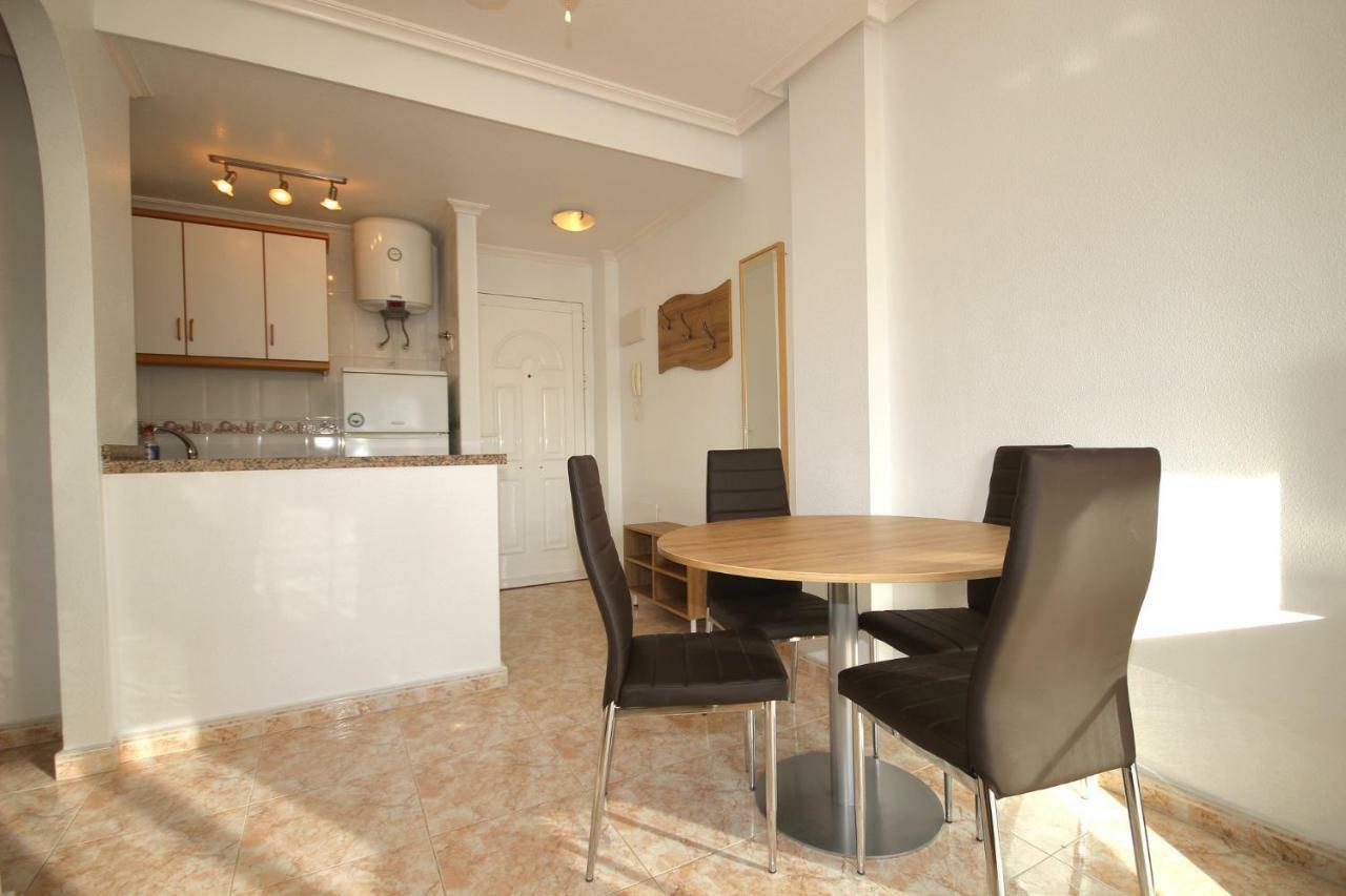Apartment In La Mata Eneas 6 Торевьиа Экстерьер фото