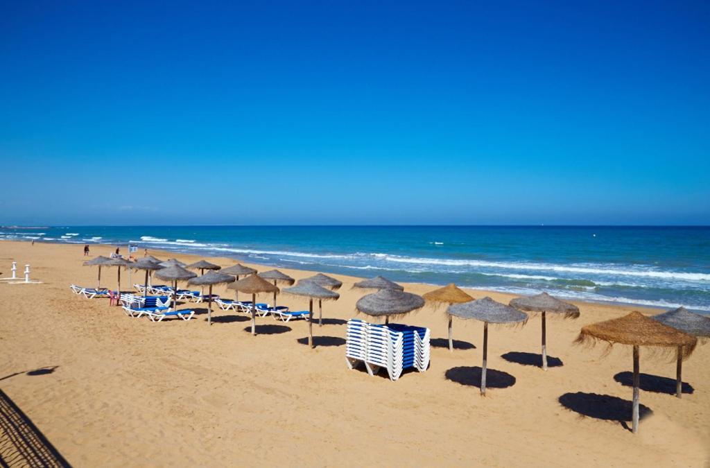 Apartment In La Mata Eneas 6 Торевьиа Экстерьер фото